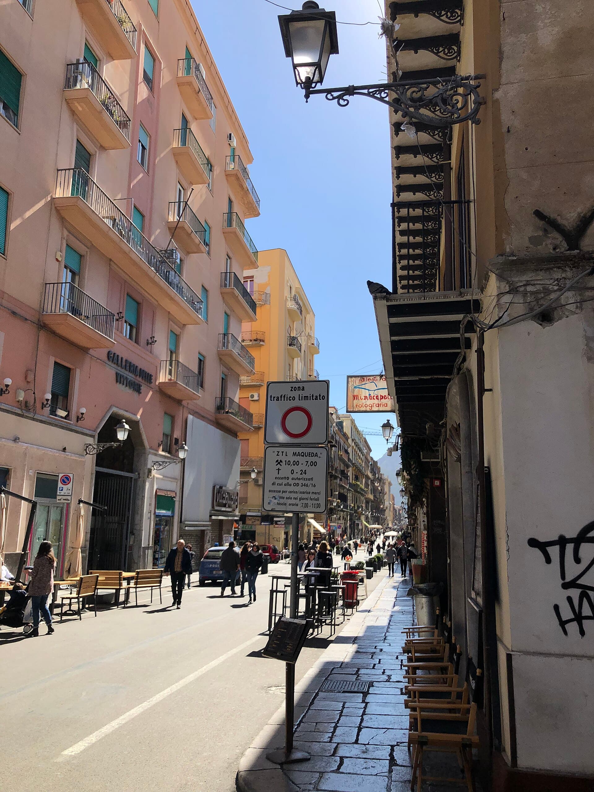 Via Maqueda